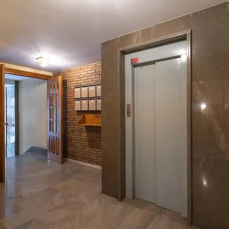 Steps From The Alhambra, Private Terrace & Ac Apartmán *