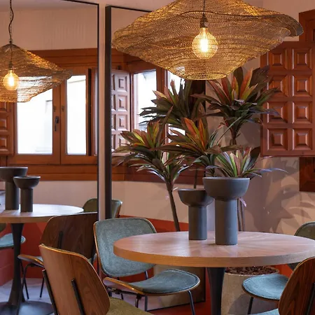 Steps From The Alhambra, Private Terrace & Ac