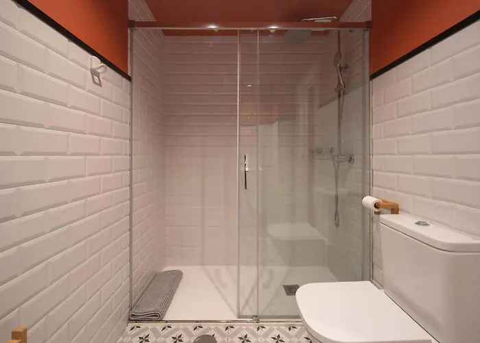 Steps From The Alhambra, Private Terrace & Ac Apartment Granada