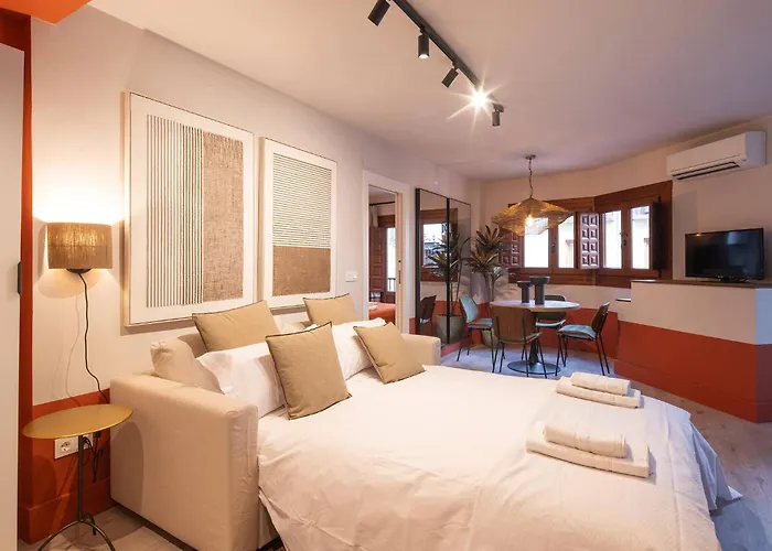 Steps From The Alhambra, Private Terrace & Ac * Granada