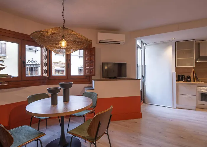 Steps From The Alhambra, Private Terrace & Ac