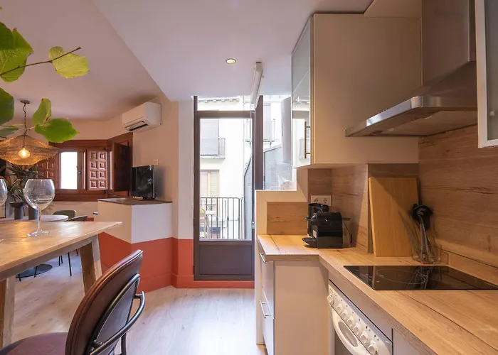 Apartment Steps From The Alhambra, Private Terrace & Ac *