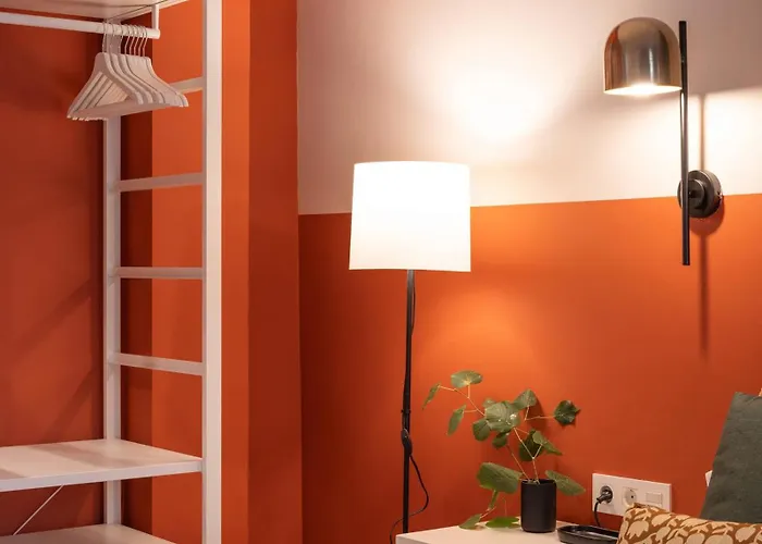 Apartment Steps From The Alhambra, Private Terrace & Ac Granada