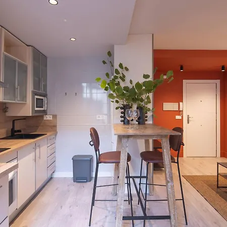 Apartment Steps From The Alhambra, Private Terrace & Ac